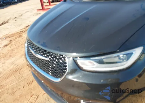 2023 Chrysler Pacifica Hybrid Limited from USA, damaged, VIN 2C4RC1S78PR626796